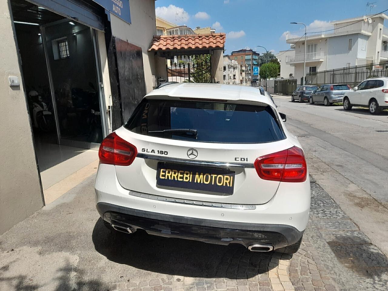 Mercedes-benz GLA 180 d Automatic Premium