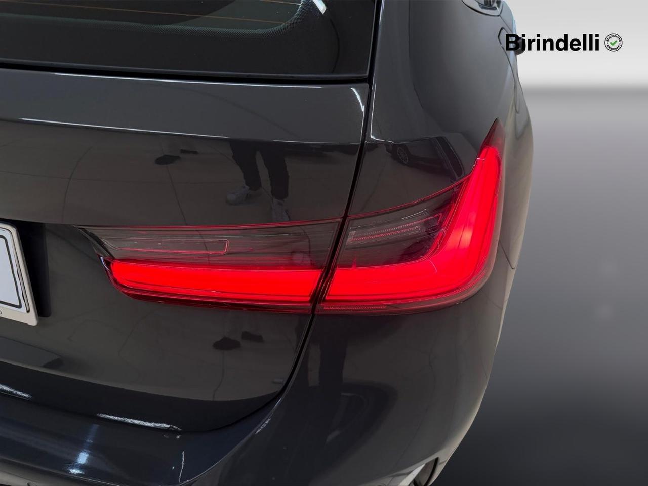 BMW Serie 3(G20/1-80/1) - 320d Touring Luxury