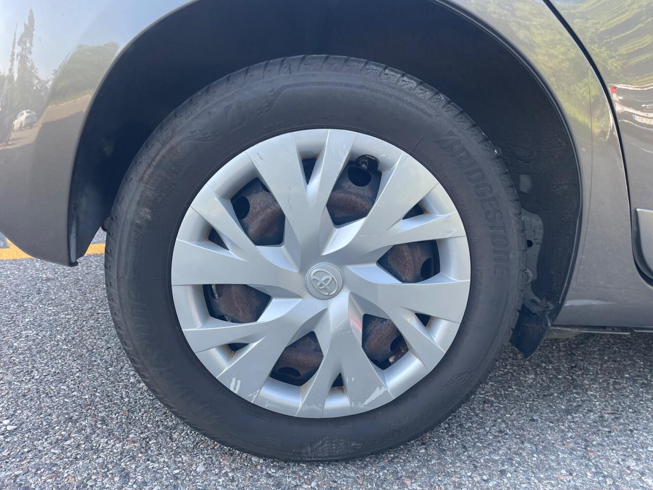 Toyota Yaris 1.5 Hybrid 5 porte*Automatik*Neopatentati*