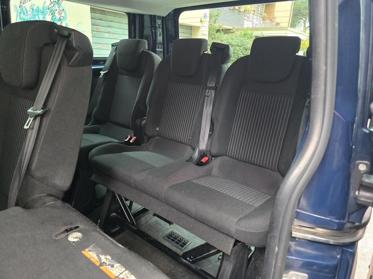 Ford Transit Custom 2.2 TDCi 155CV 9 POSTI GANCIO TRAINO