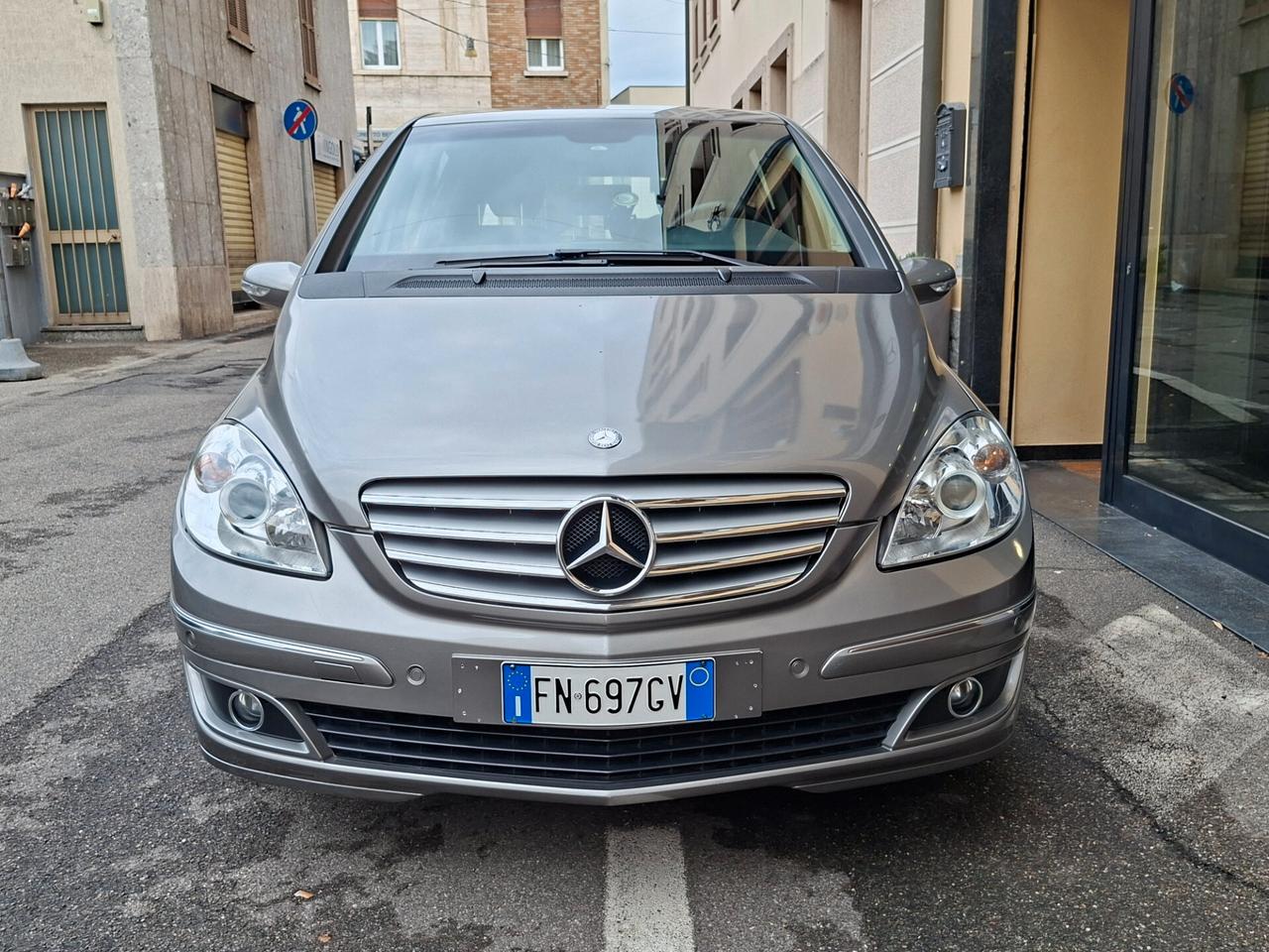 Mercedes-benz B 170 Chrome, adatta anche a neopatentati.