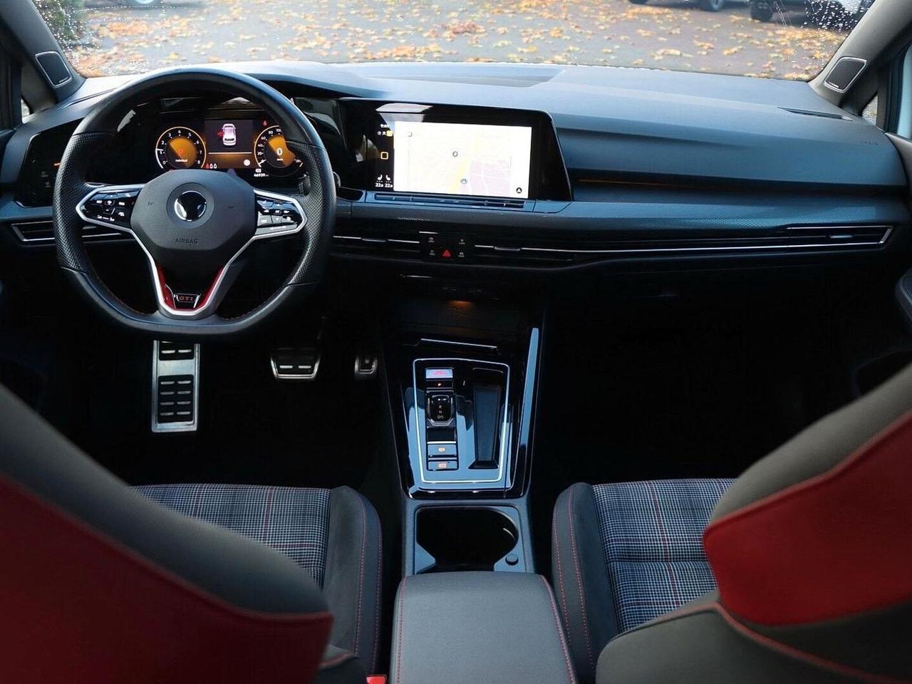 Volkswagen Golf GTI 2.0 TSI DSG