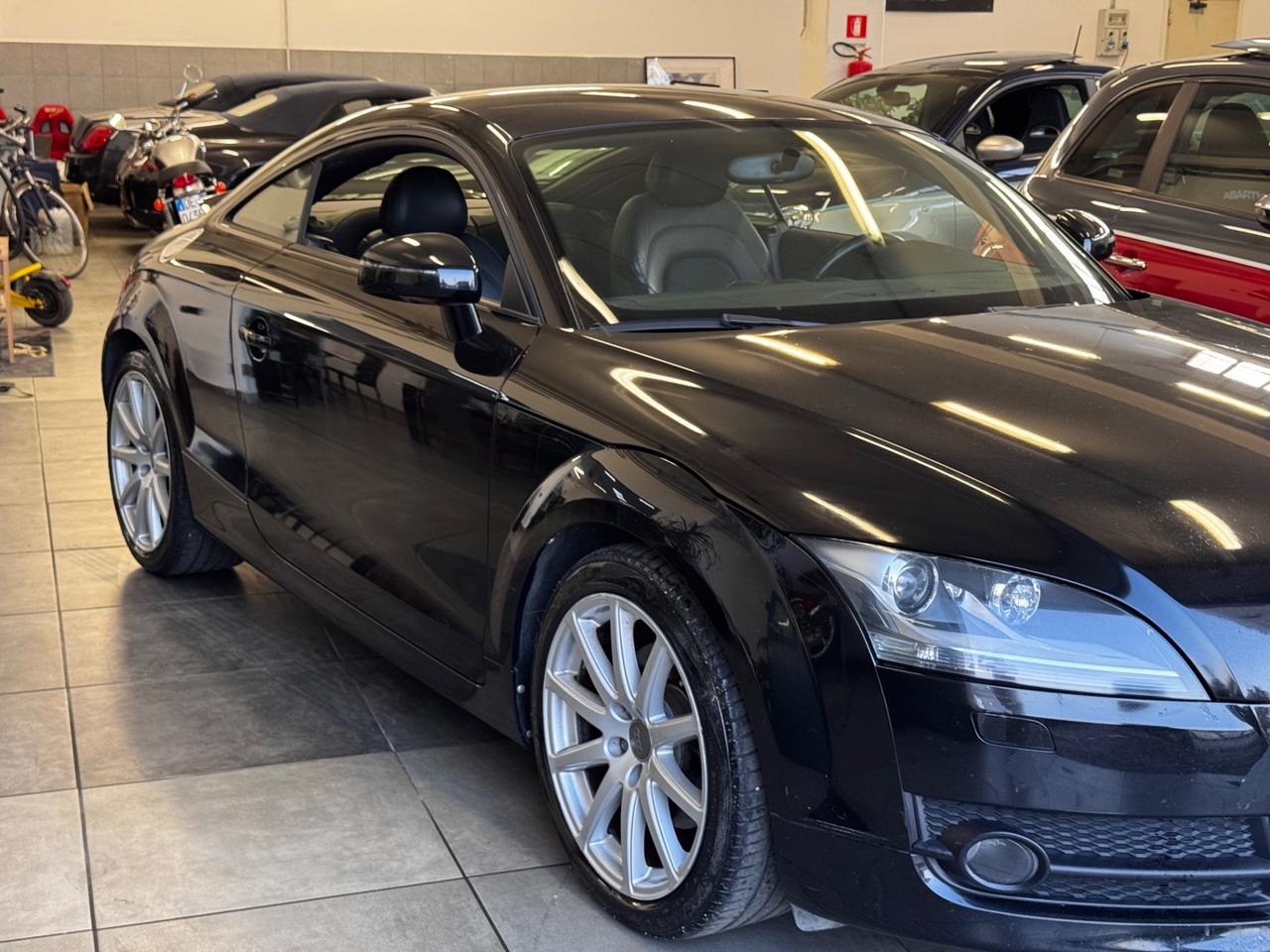Audi TT Coupé 1.8 TFSI Advanced plus