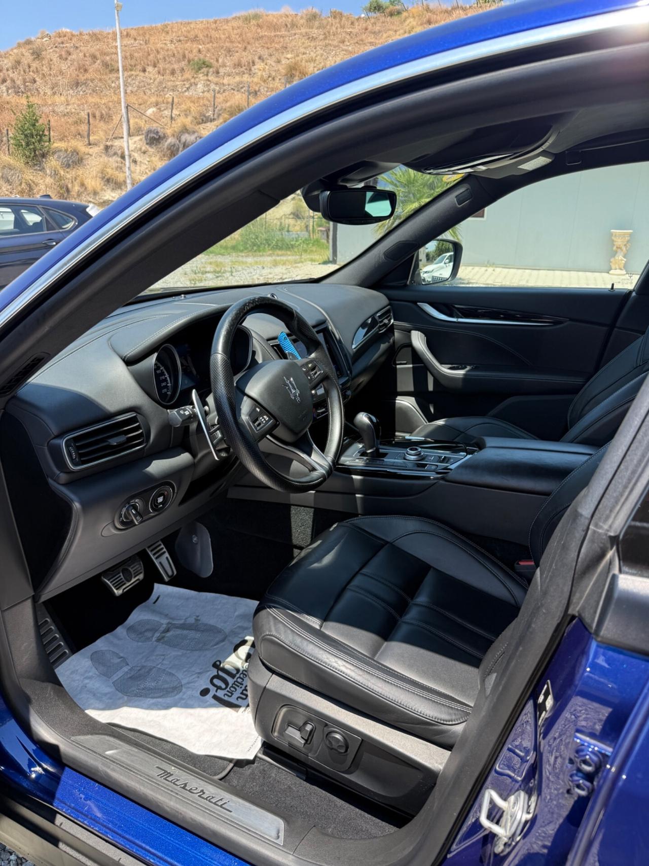 Maserati Levante V6 Diesel 275 CV AWD Gransport