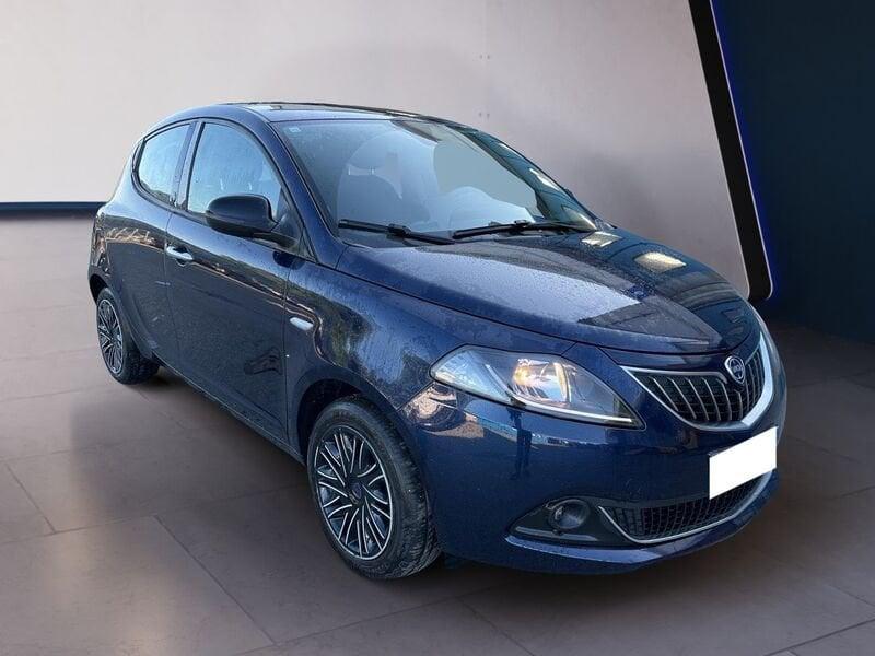 Lancia Ypsilon III 2015 1.0 hybrid Gold s&s 70cv