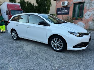 Toyota Auris Touring Sports 1.6 D-4D Lounge
