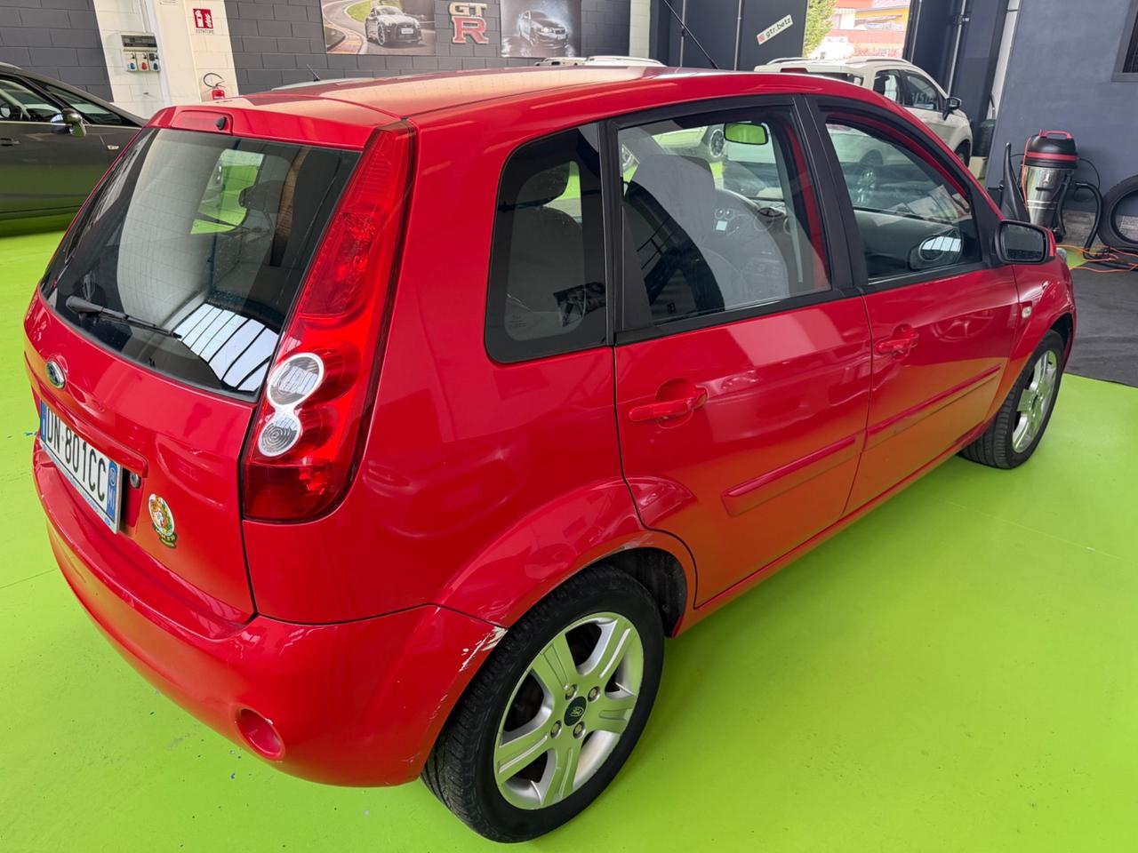 Ford Fiesta 1.2 16V 75cv 5p. NEOPATENTATI