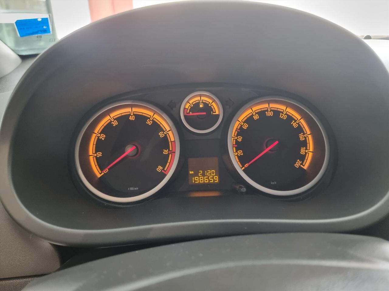 Opel Corsa 1.2 5 porte Cosmo CAMBIO AUTOMATICO GPL