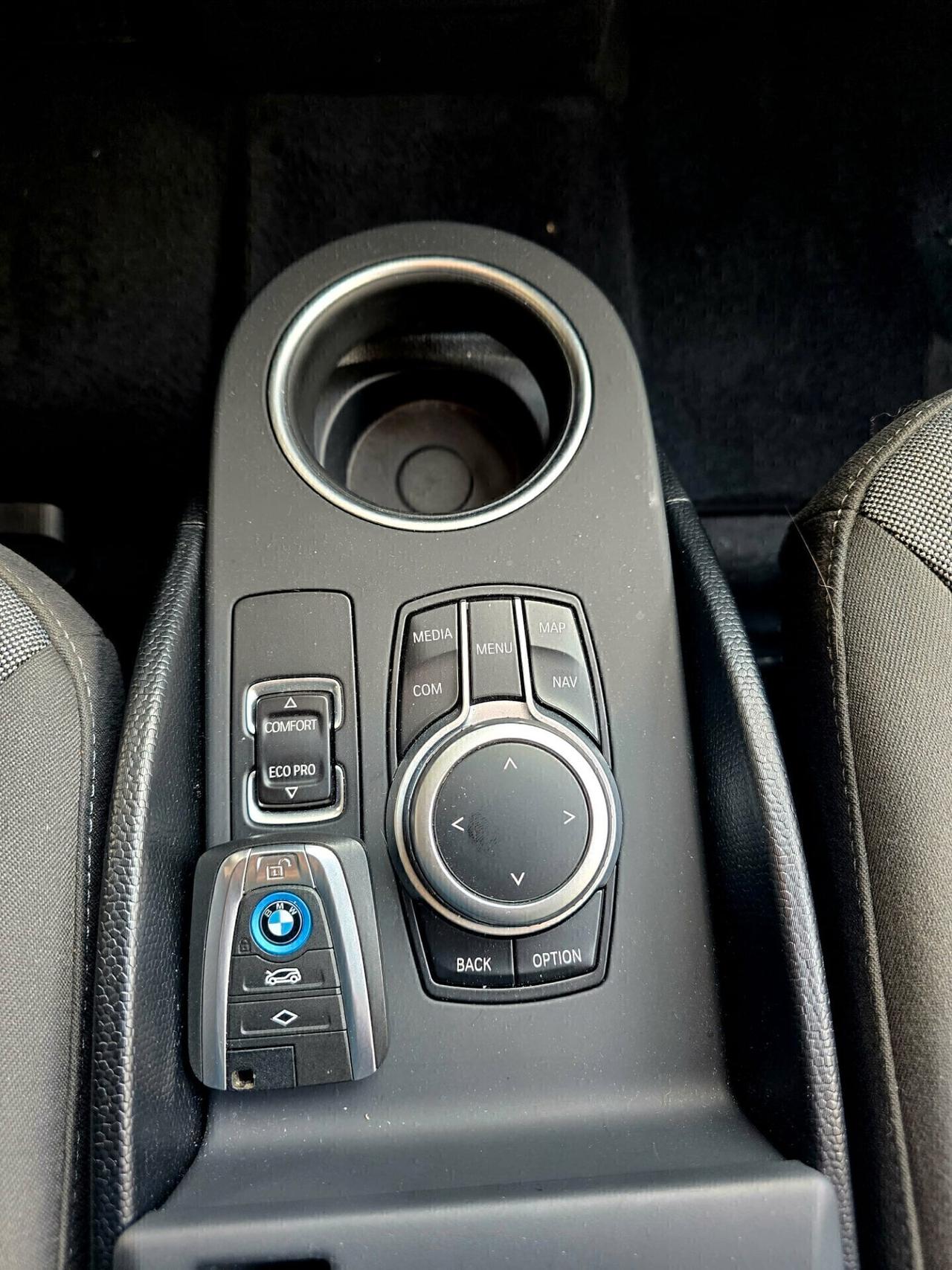 BMW i3 ADVANTAGE 120ah UFFICIALE 5mila km!!!