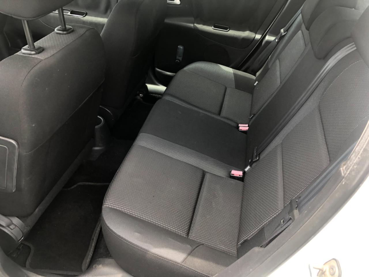 Peugeot 207 1.4 95CV 2010 Ok per neopatentati