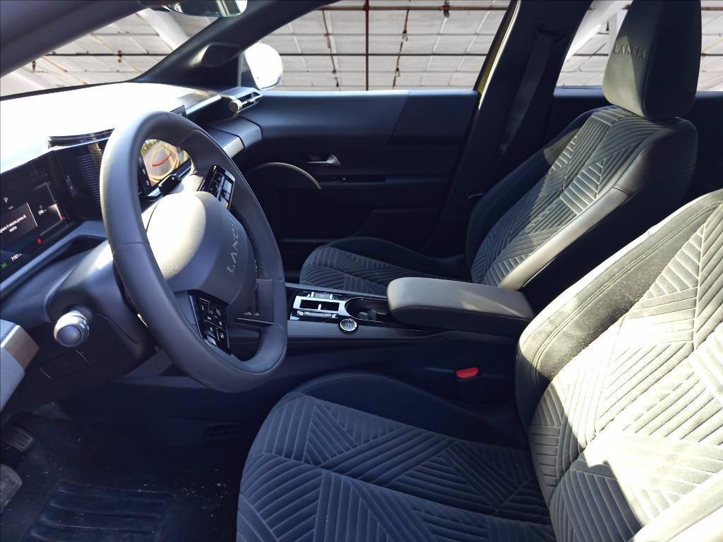 LANCIA Ypsilon 1.2 mhev LX 110cv e-dct del 2024