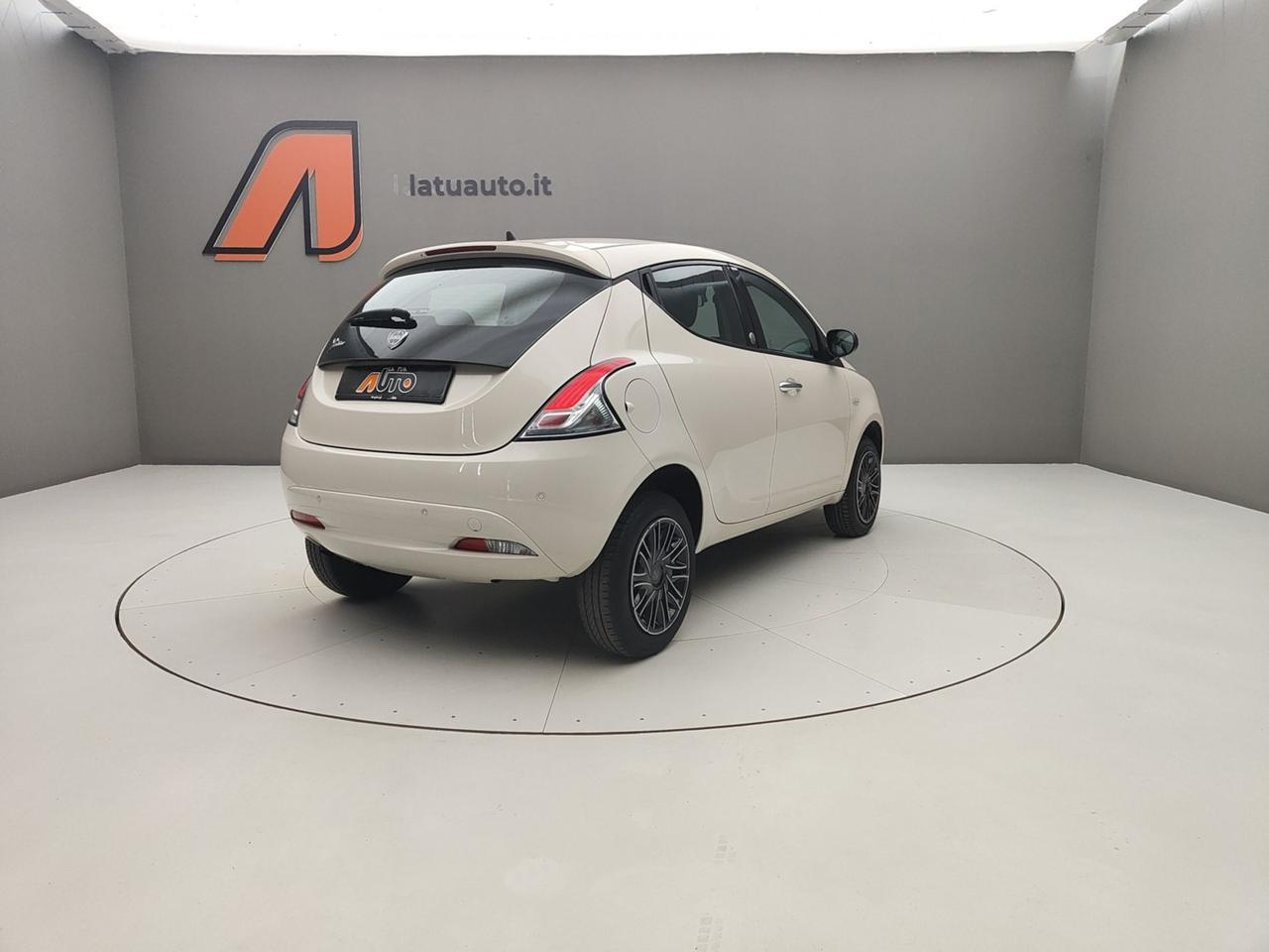 LANCIA Ypsilon III 2015 900 TWINAIR 70CV ECOCHIC GOLD METANO