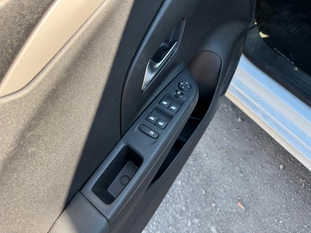 OPEL CORSA 2024 1.2 BENZ/GPL 75 CV *SINISTRATA