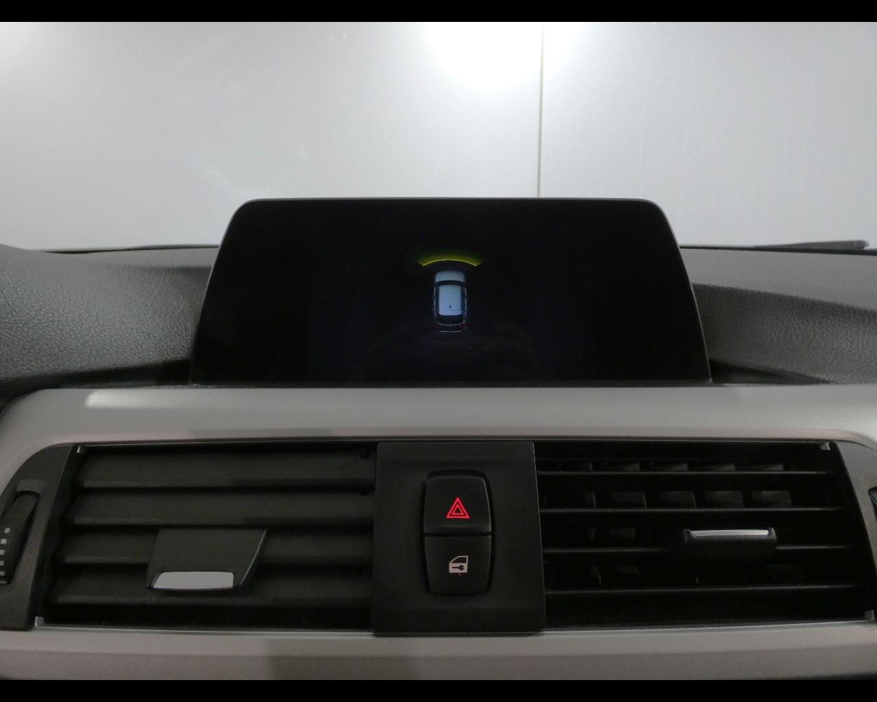 BMW Serie 3 (F30/31) - 316d Touring Business Advantage aut.