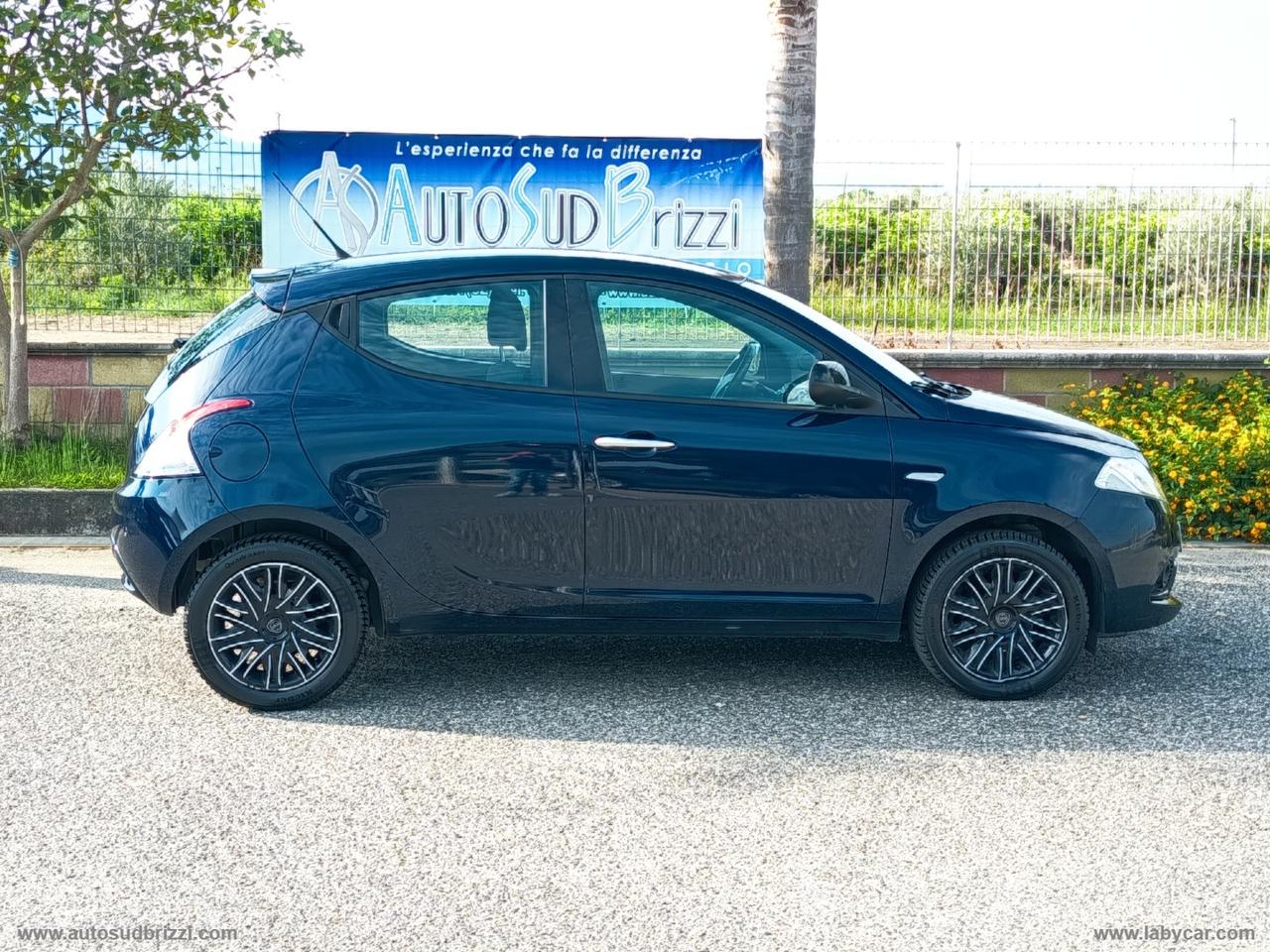 LANCIA Ypsilon 1.2 69 CV 5p. S&S Gold