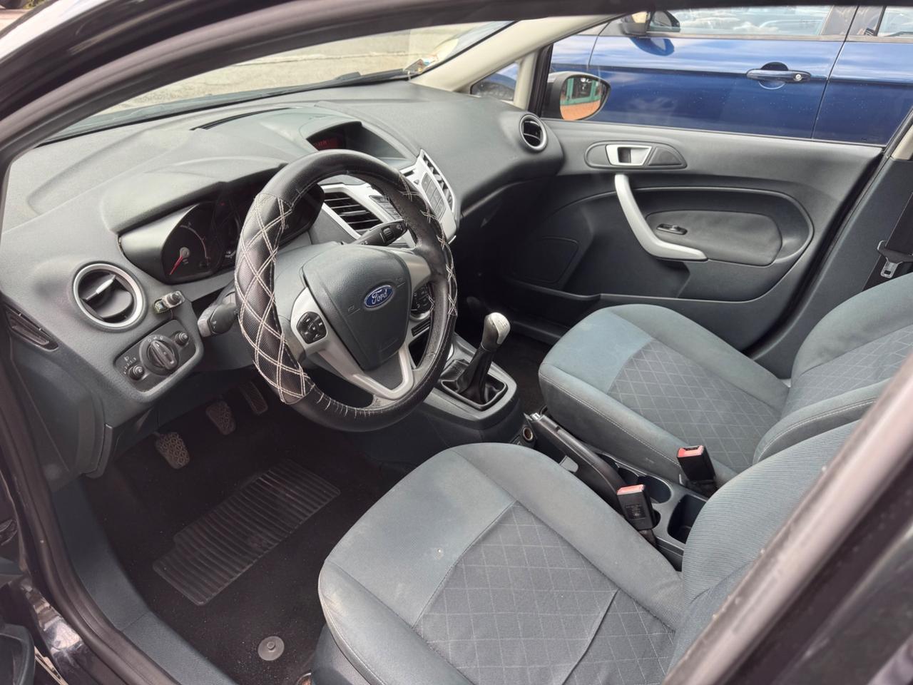 Ford Fiesta 1.4 TDCi 70CV 5 porte Titanium