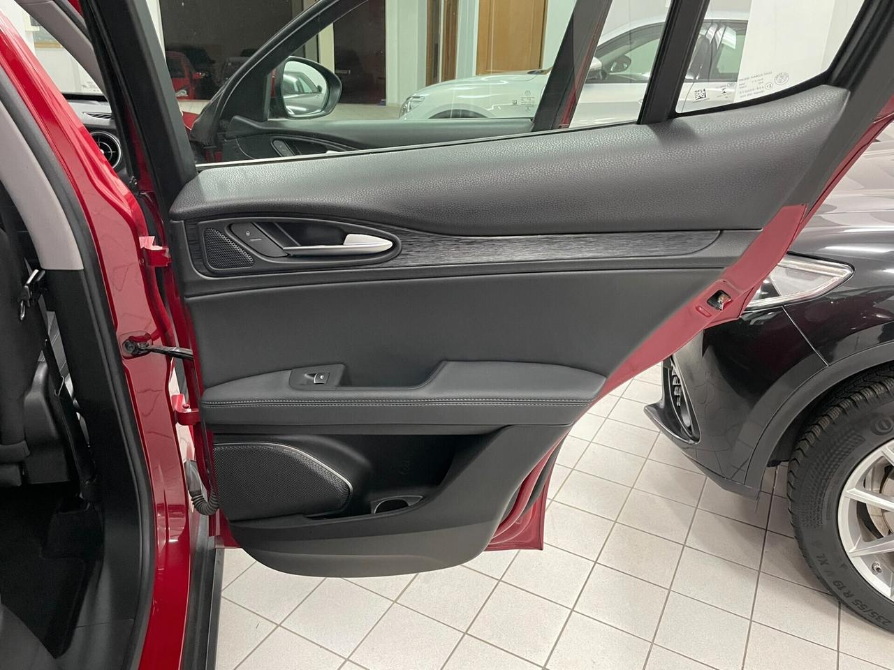 Alfa Romeo Stelvio 2.2 TD 190 CV BUSINESS Q4 DISTRIBUZIONE ESEGUITA