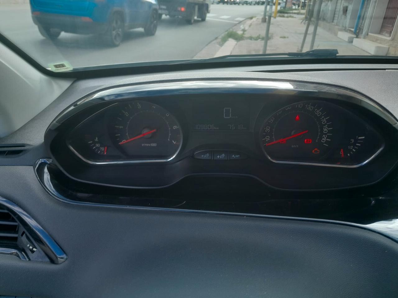 Peugeot 208 PureTech 82 5 porte Active