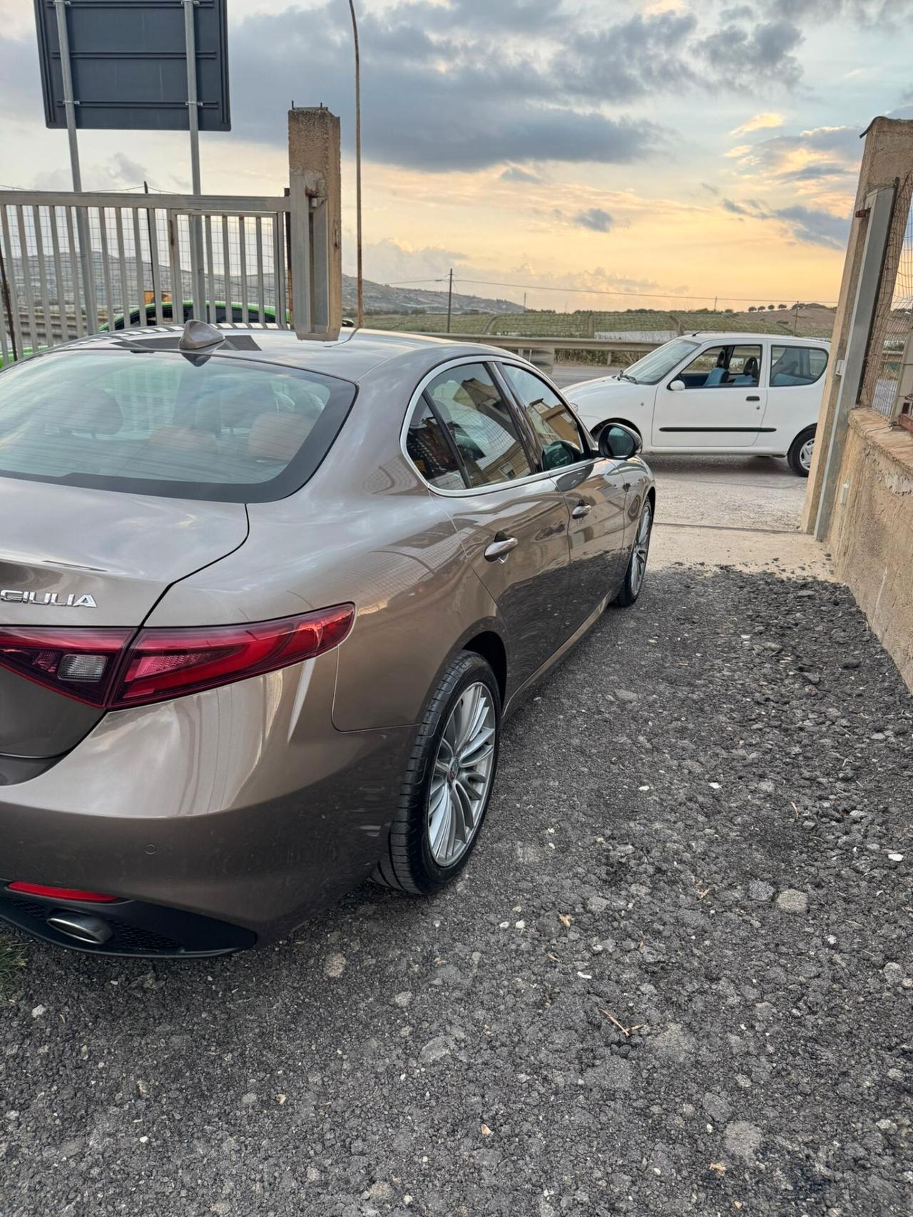 Alfa Romeo Giulia 2.2 Turbodiesel 210 CV AT8 AWD Q4 Veloce