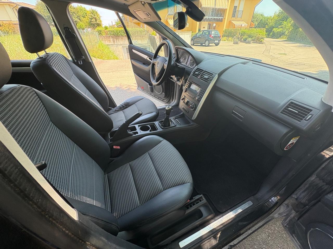 Mercedes-benz A 150 neo patentati