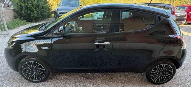 LANCIA Ypsilon 1.0 FireFly 5 porte S&S Hybrid Gold