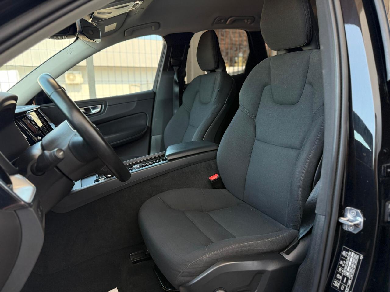 Volvo XC 60 XC60 B4 (d) AWD Geartronic Inscription
