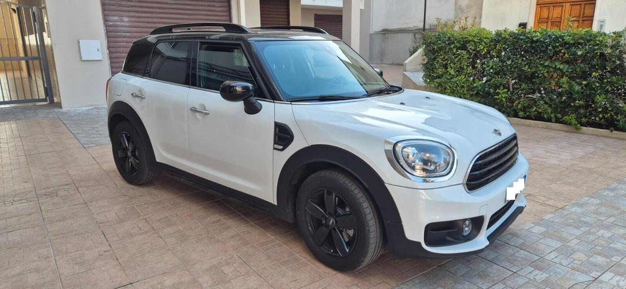 Mini Cooper D Countryman 2.0 Business Automatica 150 cv