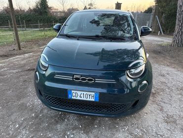 Fiat 500e Berlina 42 kWh APPLE CAR PLAY