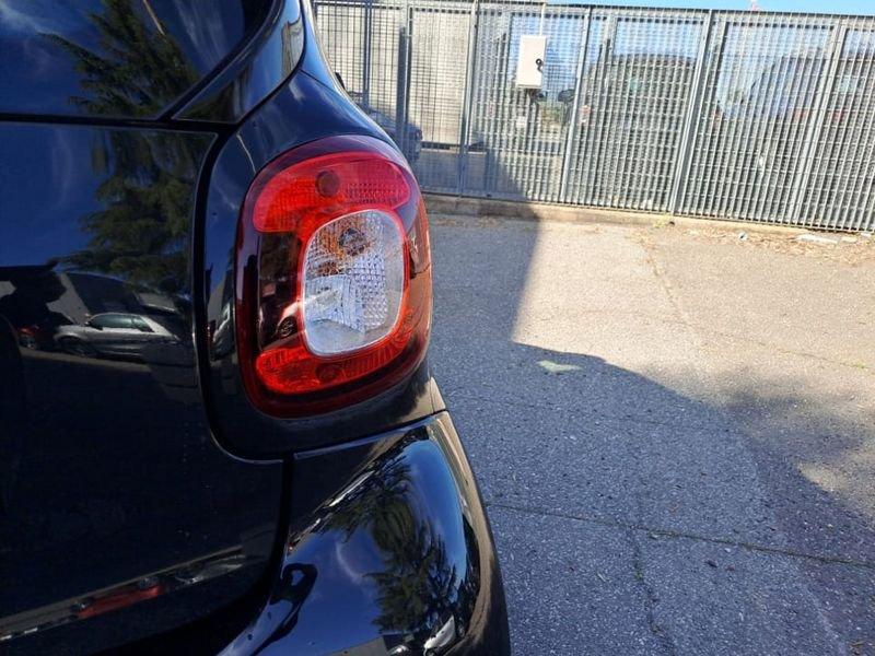 smart fortwo EQ PURE 4,6KW