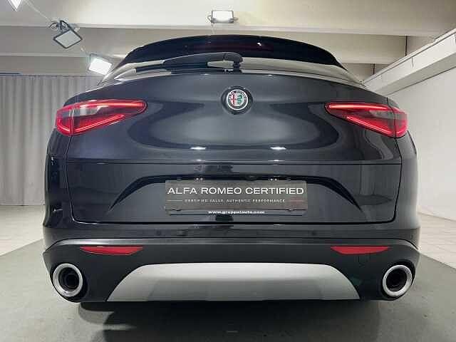 Alfa Romeo Stelvio 2.0 Turbo 200 CV AT8 Q4 Super