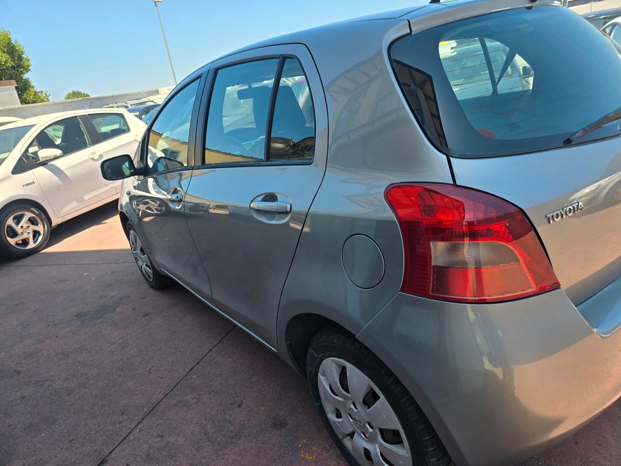 Toyota Aygo 1.0 12V VVT-i 5 porte Sol