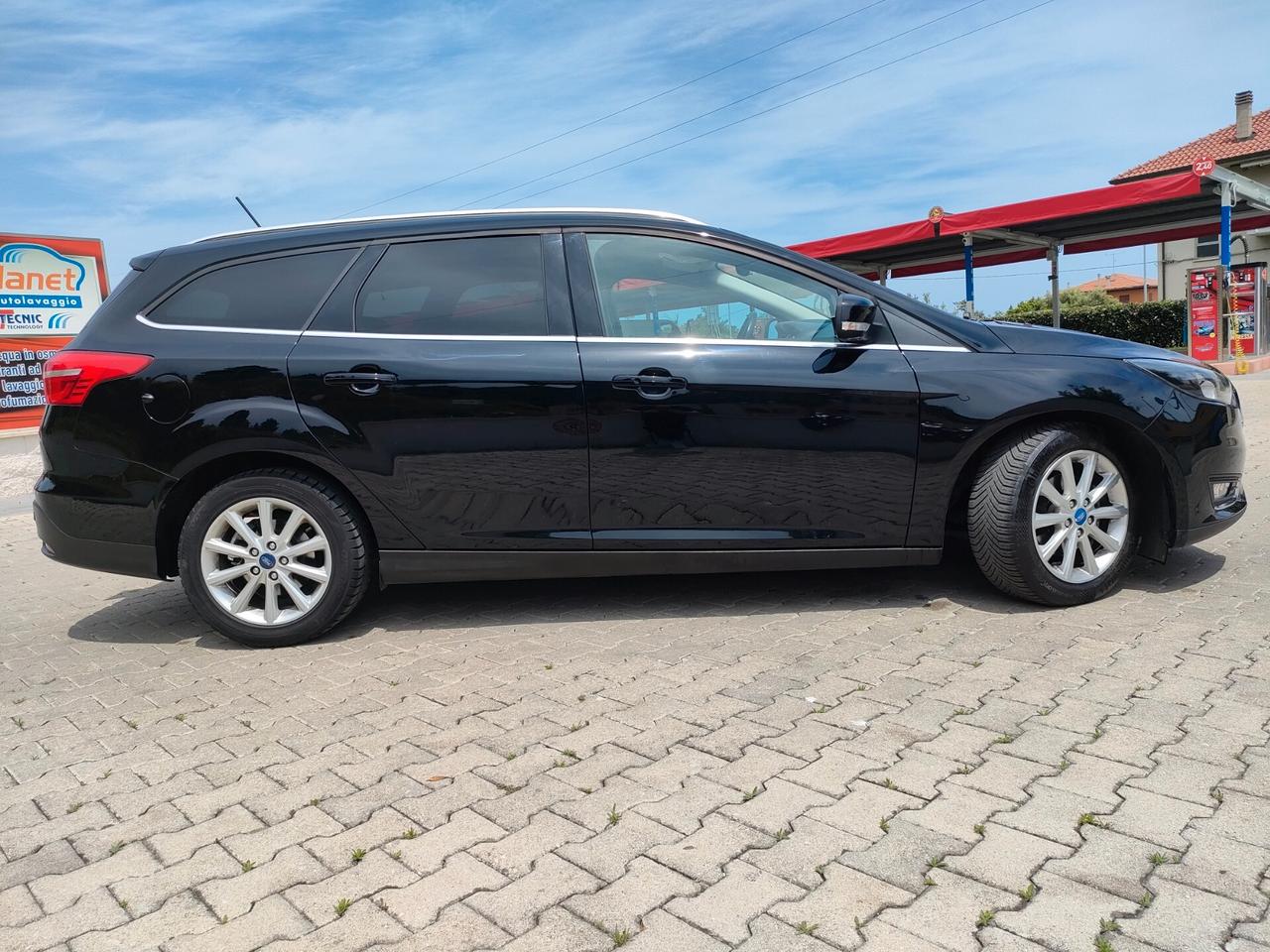 Ford Focus 1.5 TDCi 120 CV Start&Stop Powershift SW Titanium