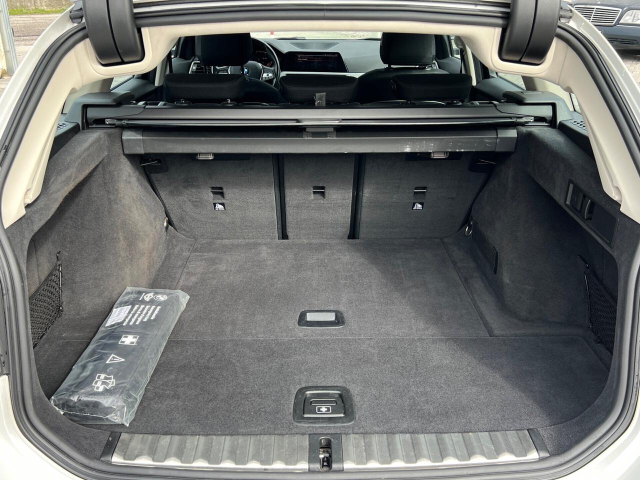 Bmw 320d 48V xDrive Touring Business Advantage