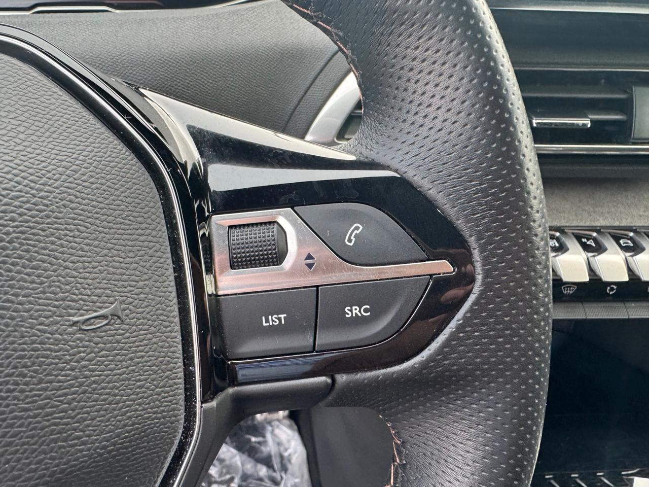 Peugeot 3008 1.2cc PureTech Turbo 130cv S&S GT