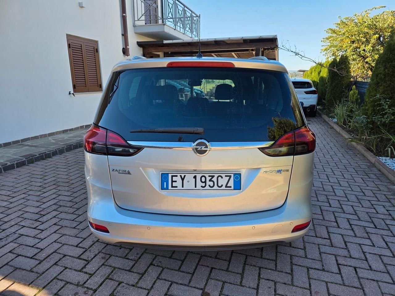 Opel Zafira TOURER