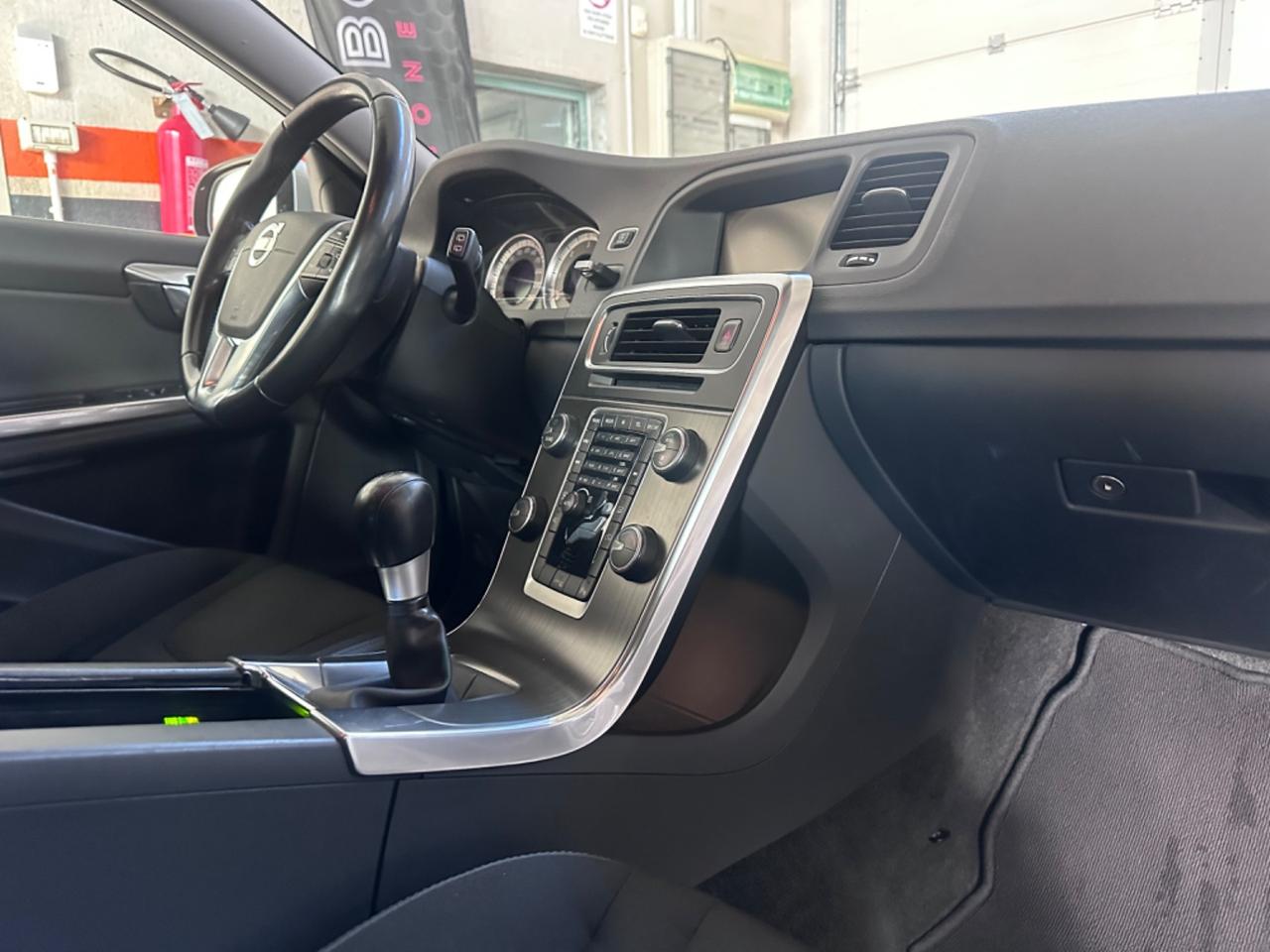 Volvo V60 D4 Momentum