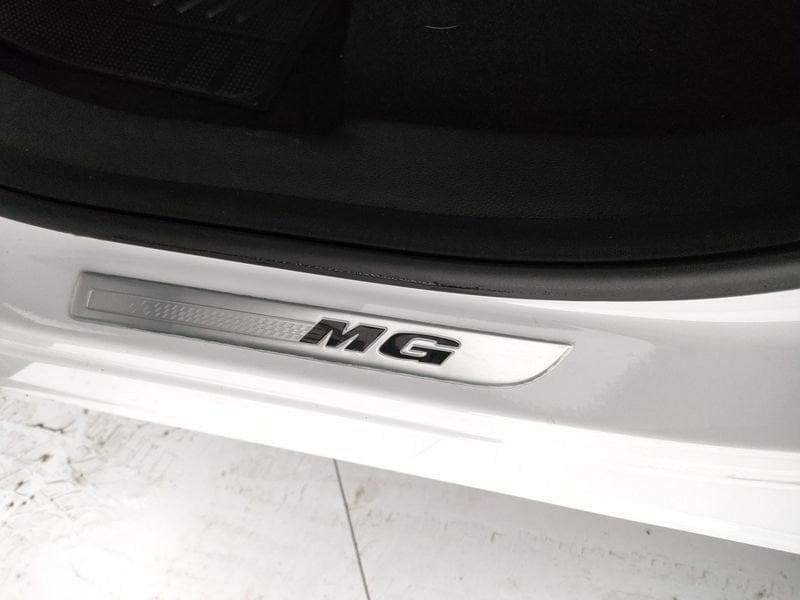 MG EHS Plug-in Hybrid Exclusive