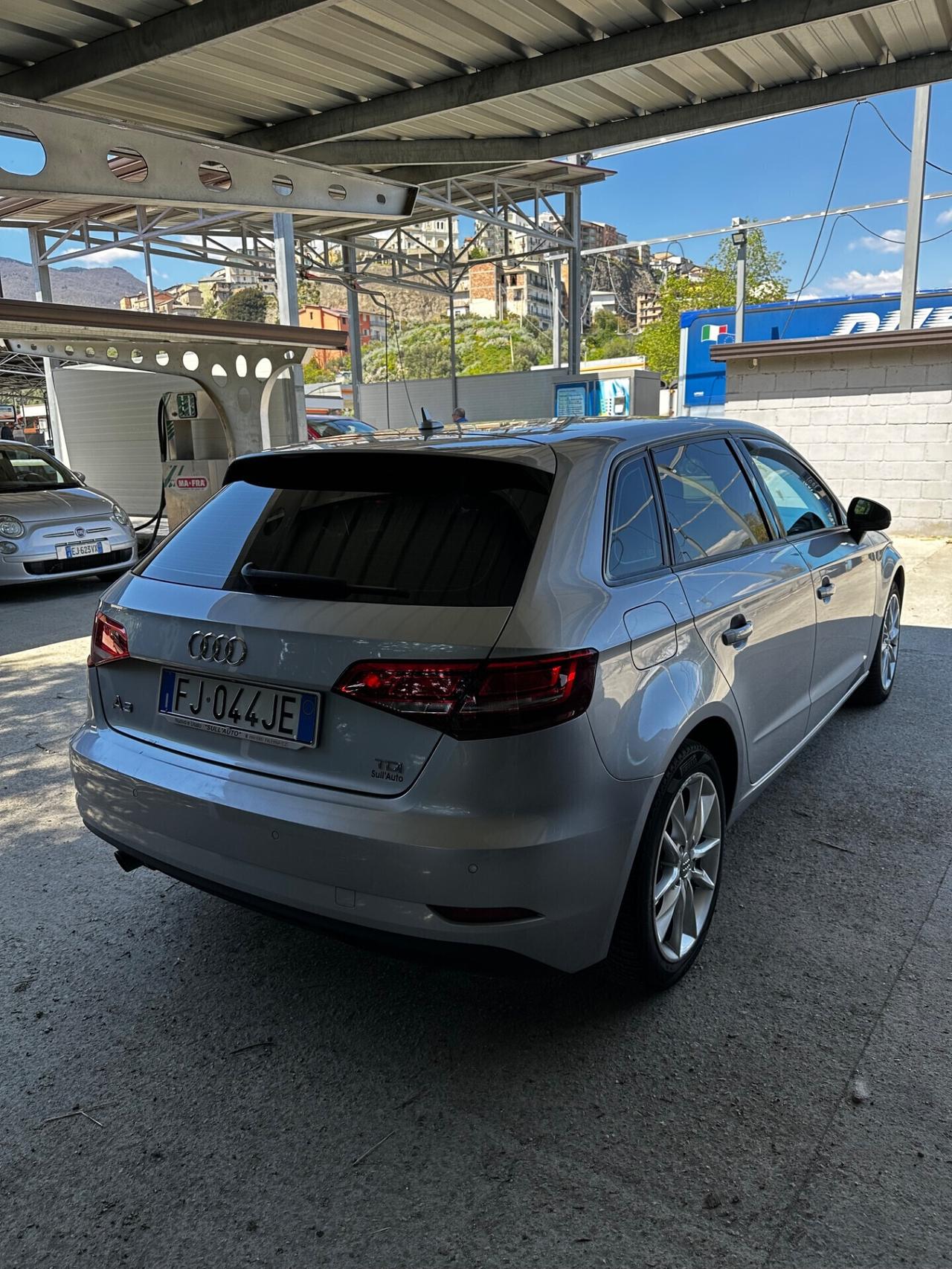 Audi A3 SPB 2.0 TDI S tronic Business