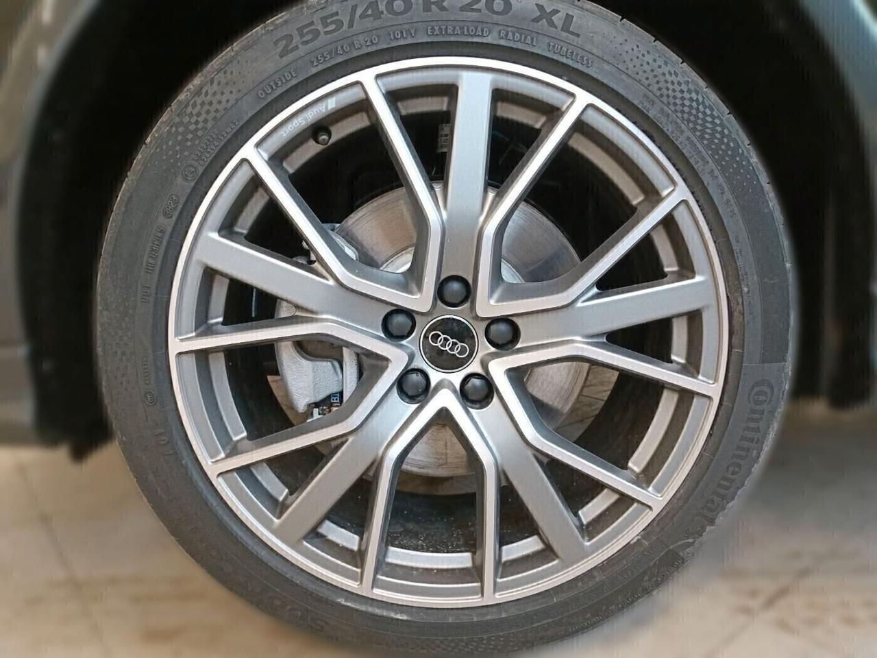 Audi Q3 SPORTBACK 35 TDI QUATTRO S LINE + PANORAMA + R20 + FARI MATRIX + BLACK PACK