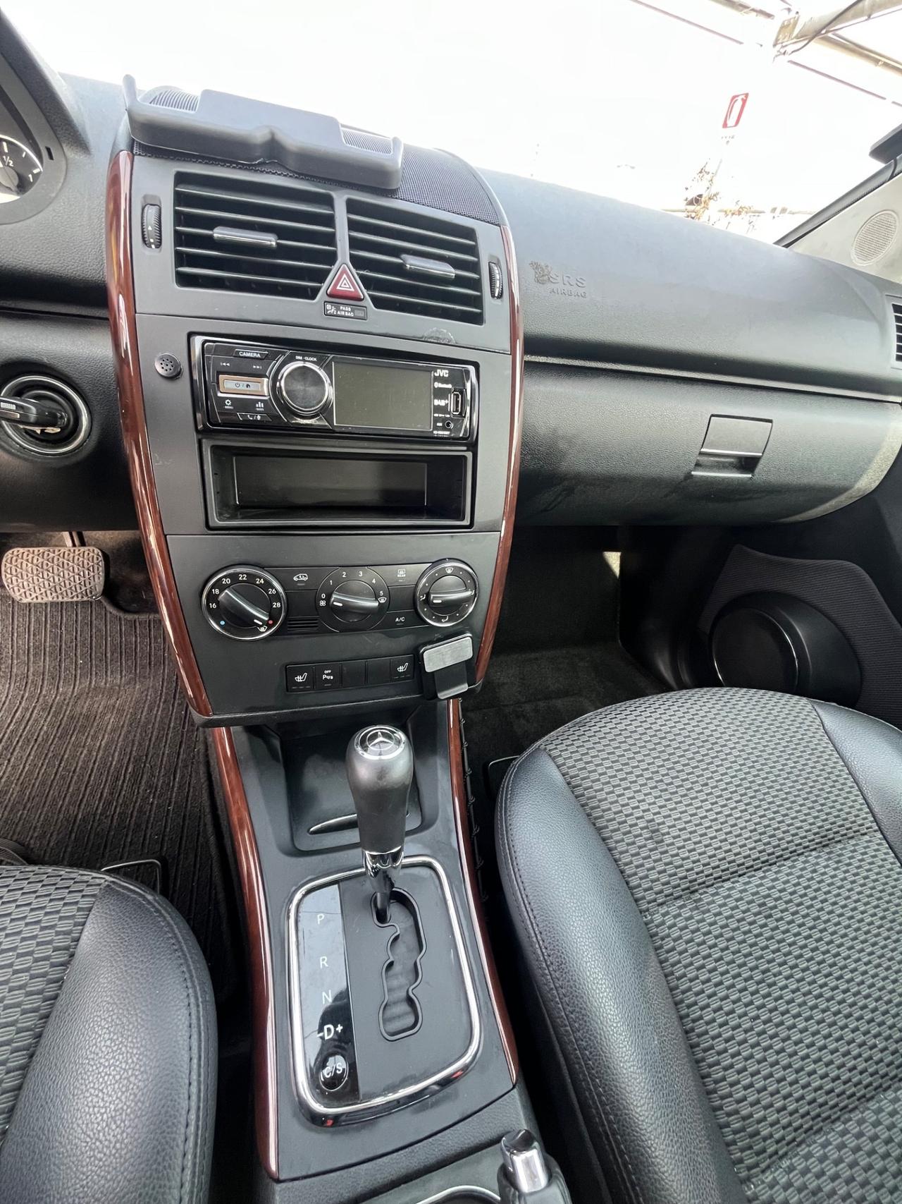 Mercedes-benz A 160 AUTOMATIC Executive