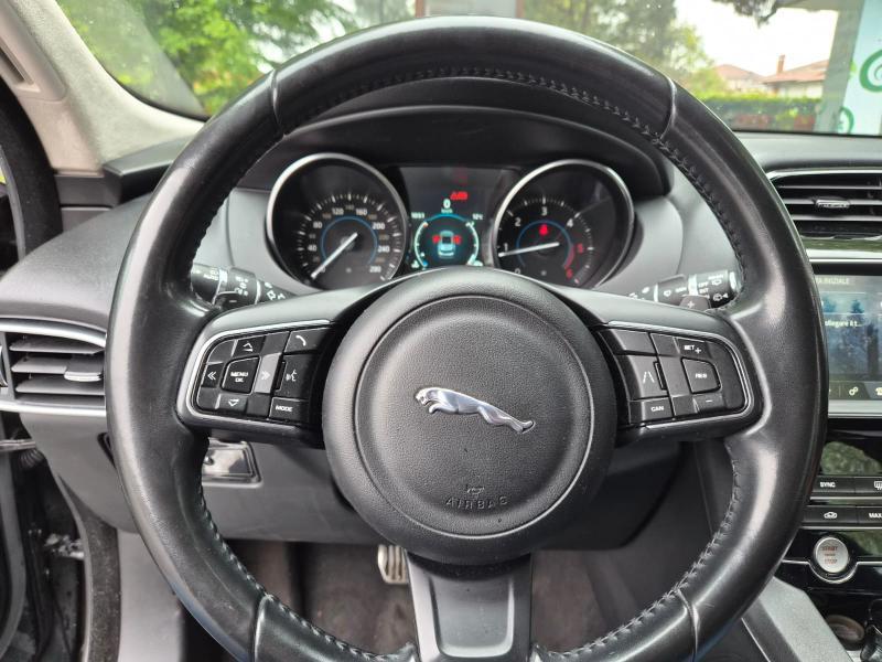 Jaguar F-Pace 2.0d i4 Portfolio awd 180cv auto my19