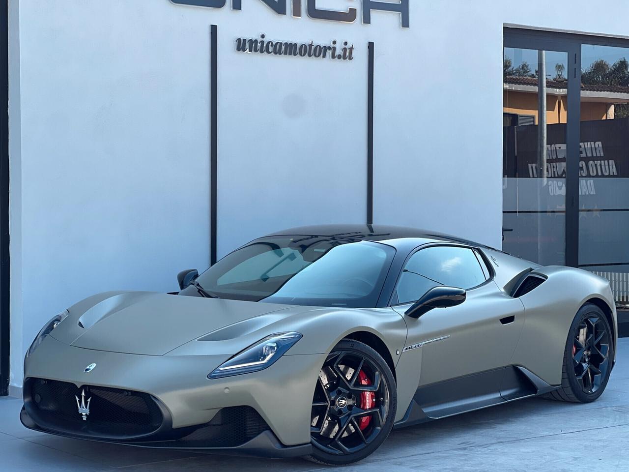 Maserati MC20