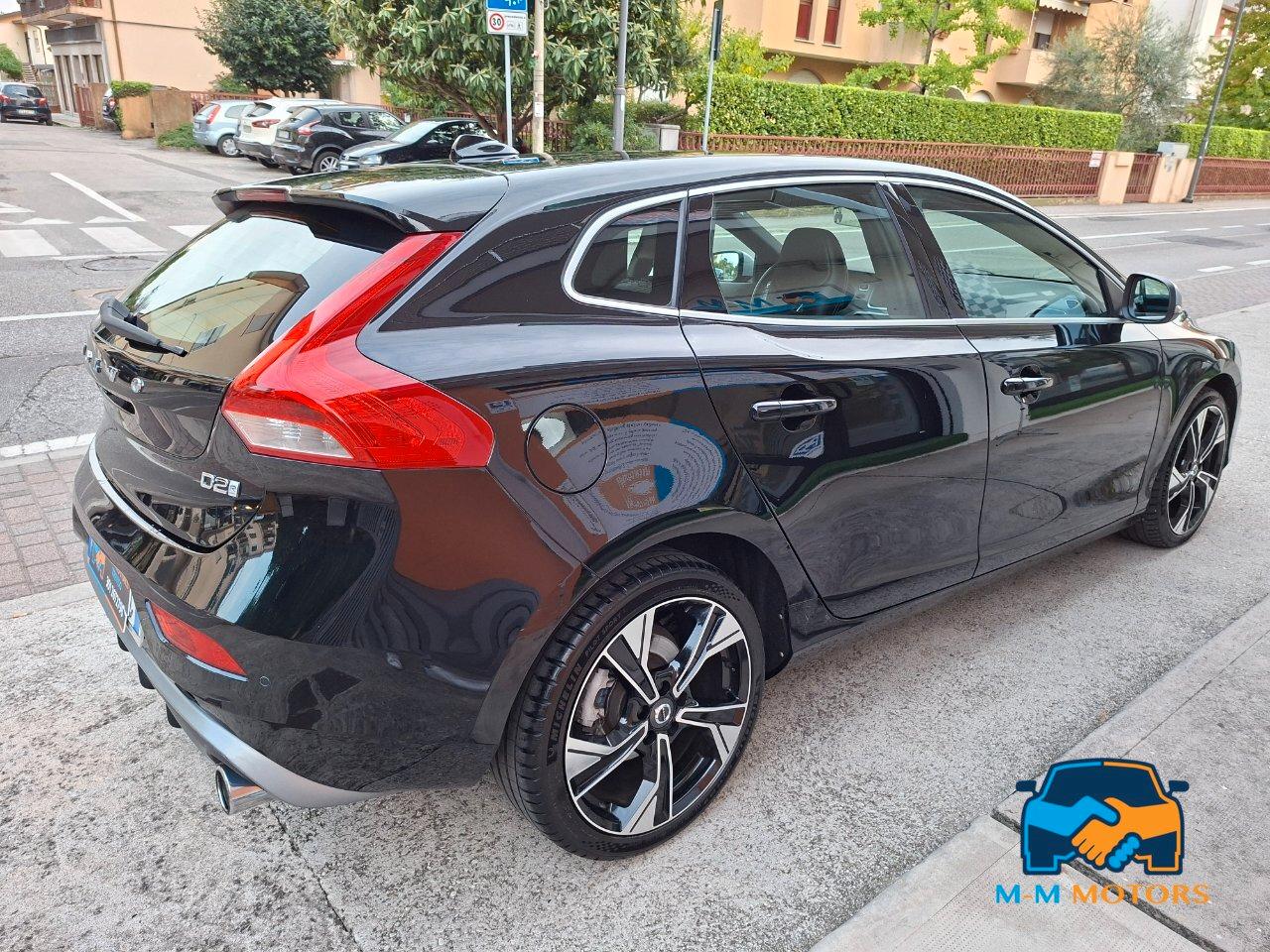 Volvo V40 2.0 d2 R-design Unico Proprietario