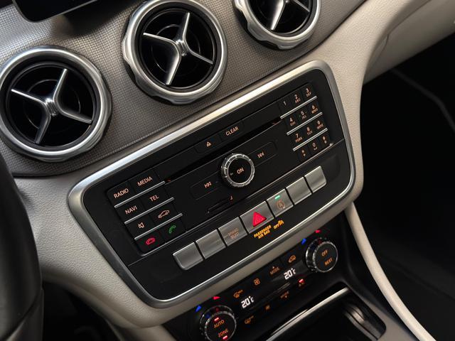 MERCEDES-BENZ GLA 180 d Automatic Sport