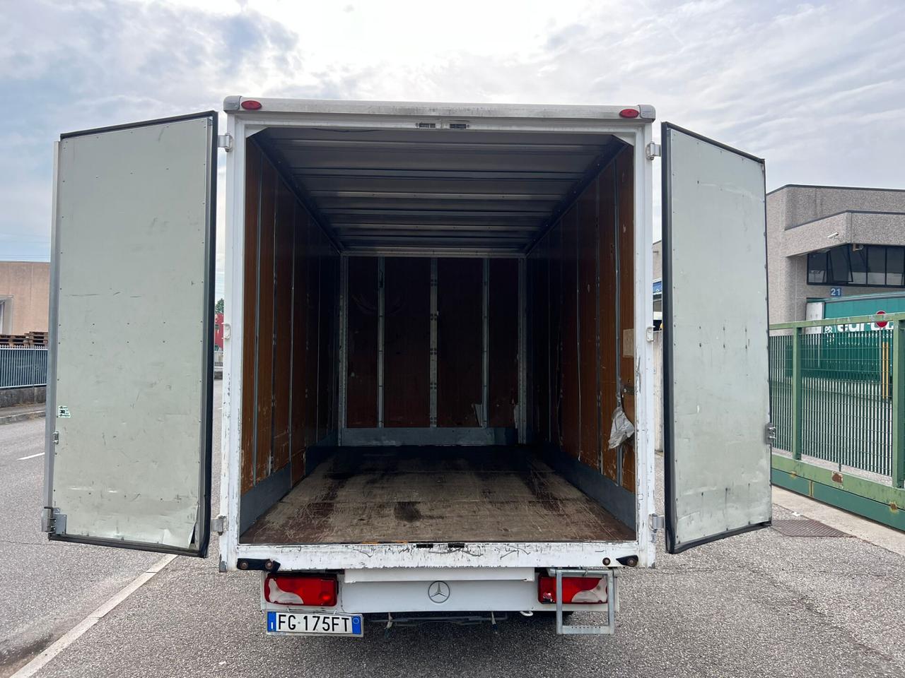 Mercedes sprinter 311 CDI 84 kW 114 cavalli Cabinato