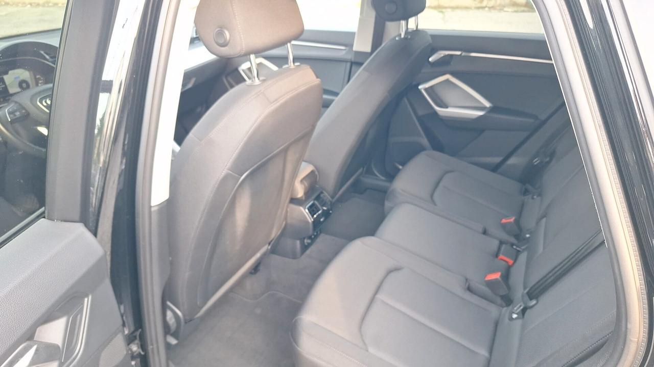 Audi Q3 35 TDI S tronic Business UNICO PROPRIETARIO!!!