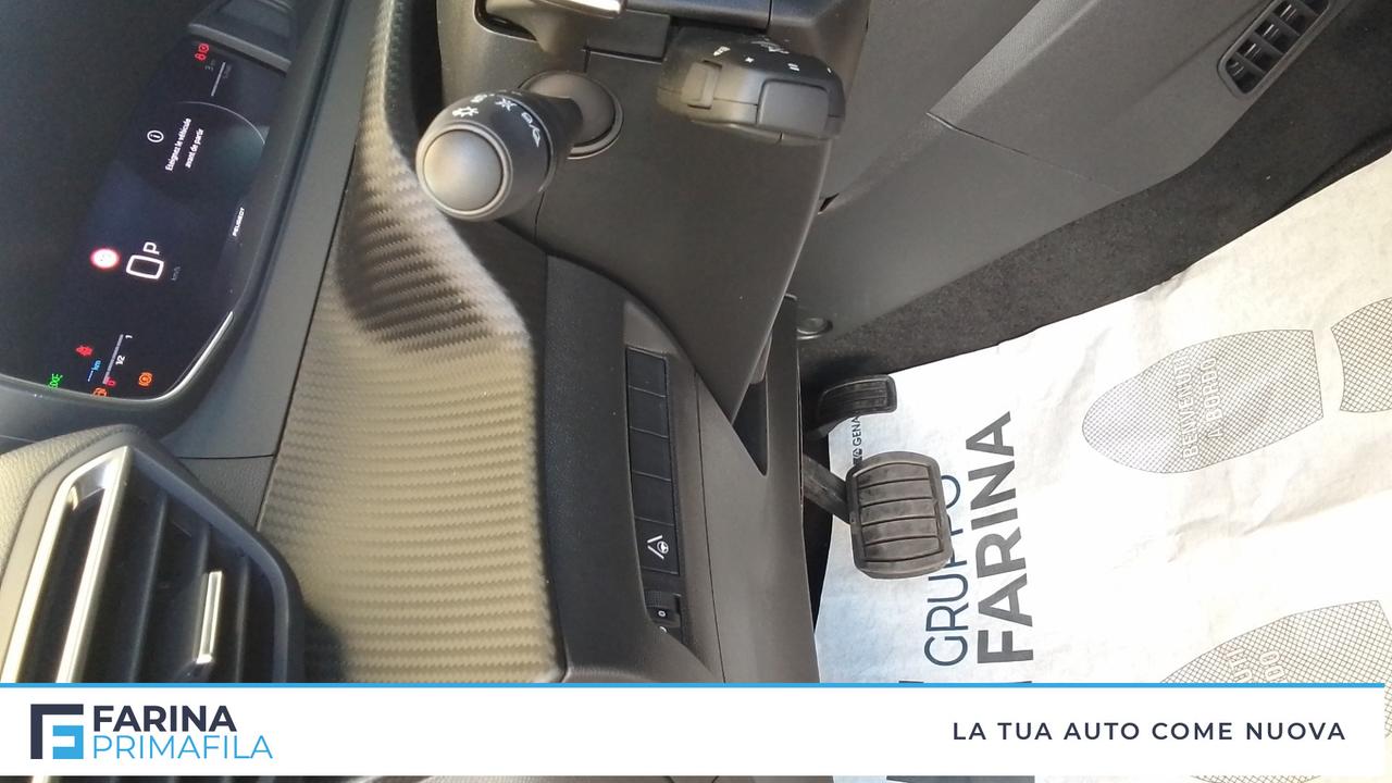 PEUGEOT 2008 1.2 hybrid Allure 136cv e-dcs6