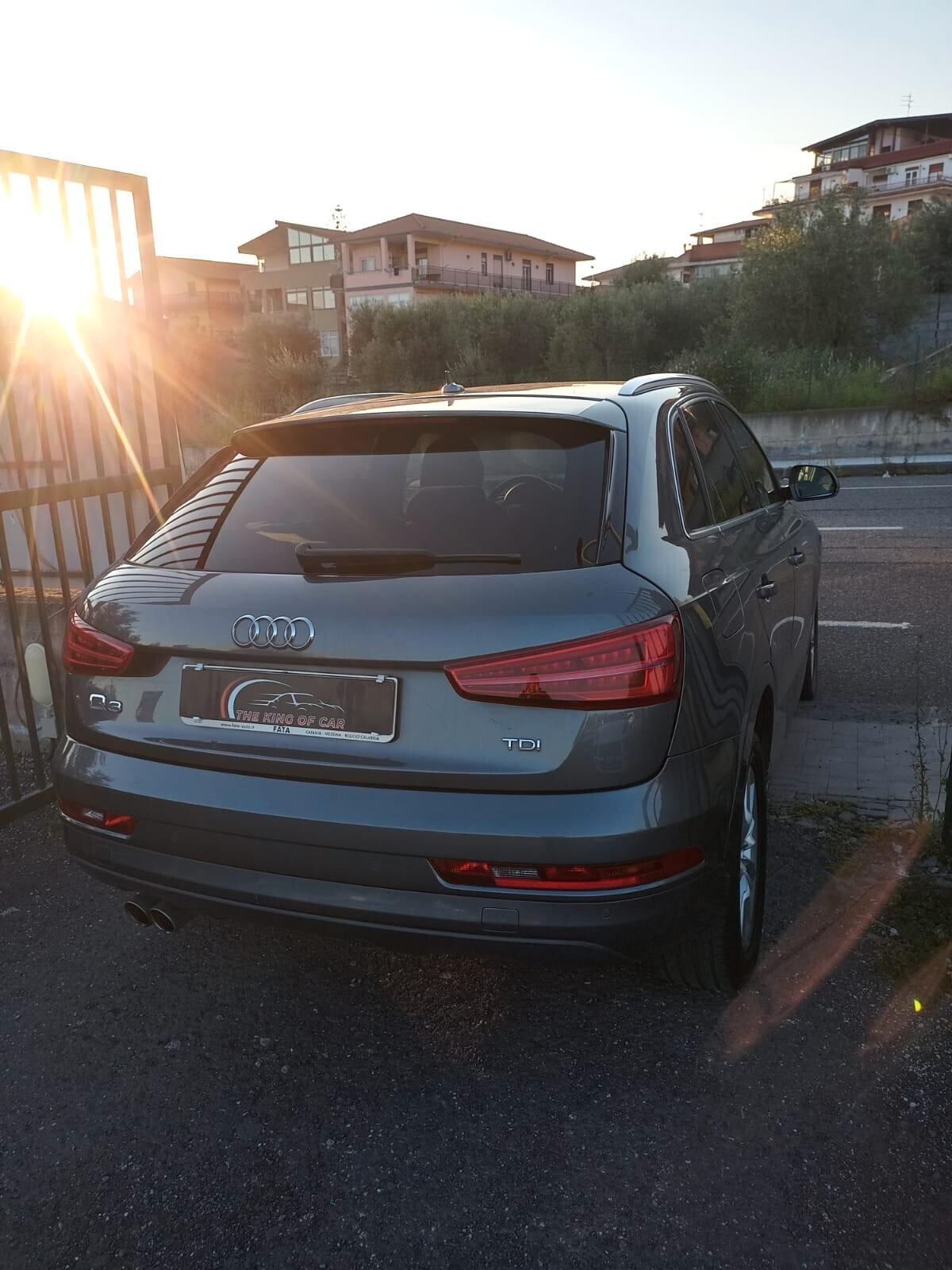 Audi Q3 2.0 TDI Business 2015 – Finanziabile –