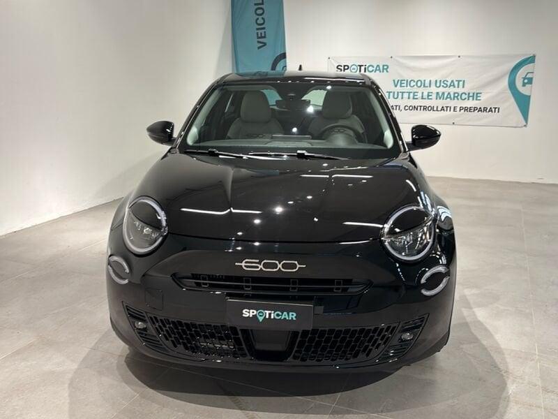 FIAT 600 600 Hybrid 145 CV DCT MHEV Icon