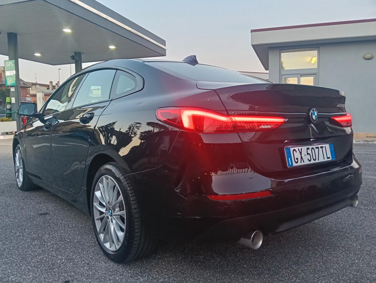 Bmw Serie 2 Gran Coupé 220i Advantage aut.